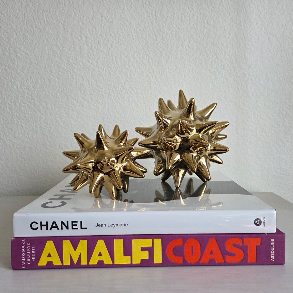 Gold Urchin Statue Set